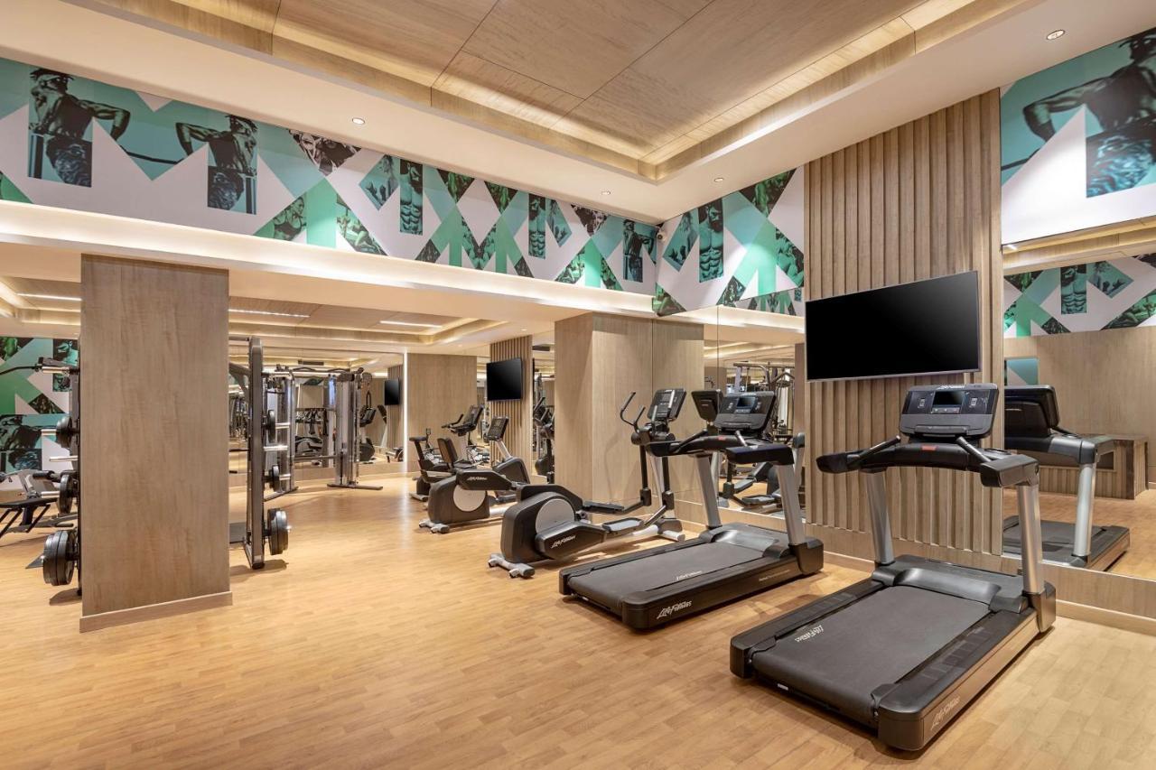 ホテル Radisson Blu Towers Kaushambi Delhi Ncr ガーズィヤーバード エクステリア 写真 The Fitness Centre